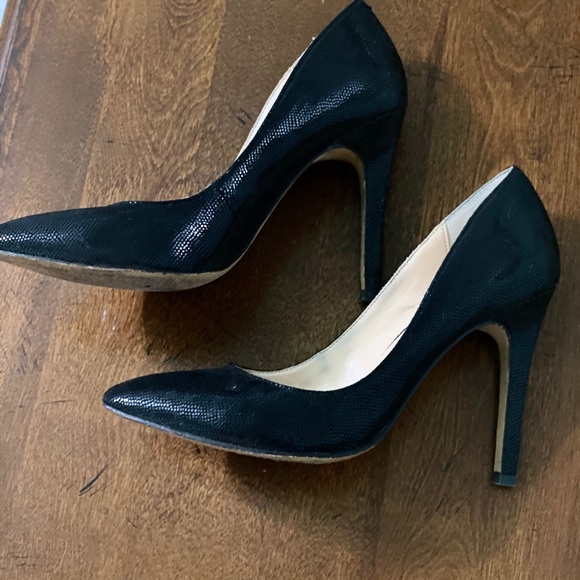 Jessica Simpson Shiny Snakeskin Stilettos - Picture 4 of 6